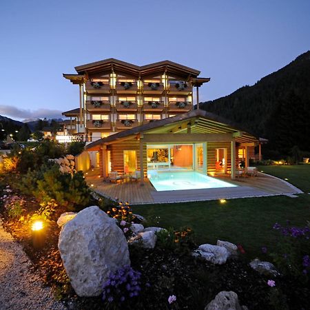 Olympic Spa Hotel - Adults Only Vigo di Fassa Extérieur photo